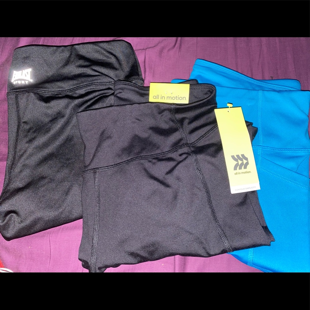 Capri leggings 3 pack!